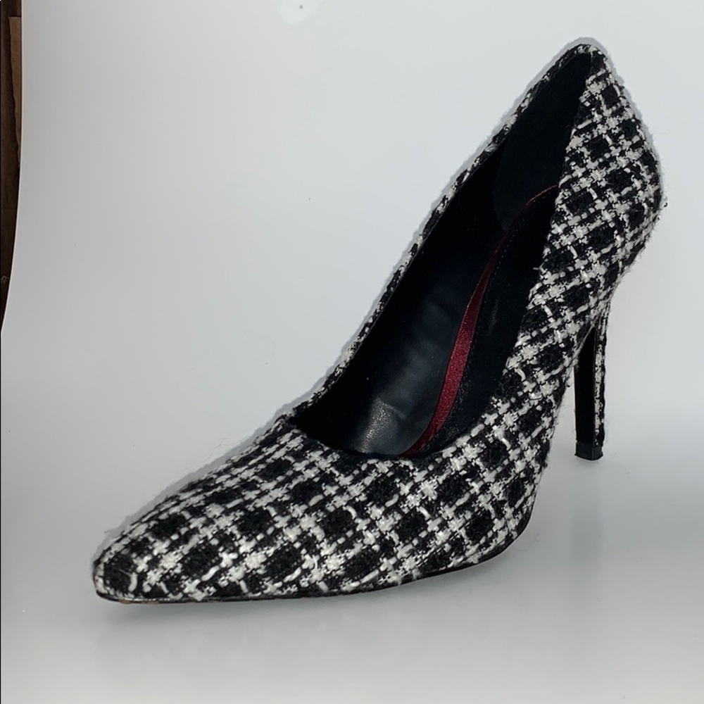 Ann Taylor LOFT Pumps size 9M